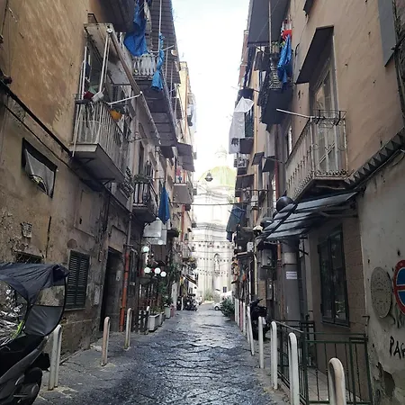 Casa Nobilta, Luminosa Nel Cuore Autentico Di - Sanita Apartment